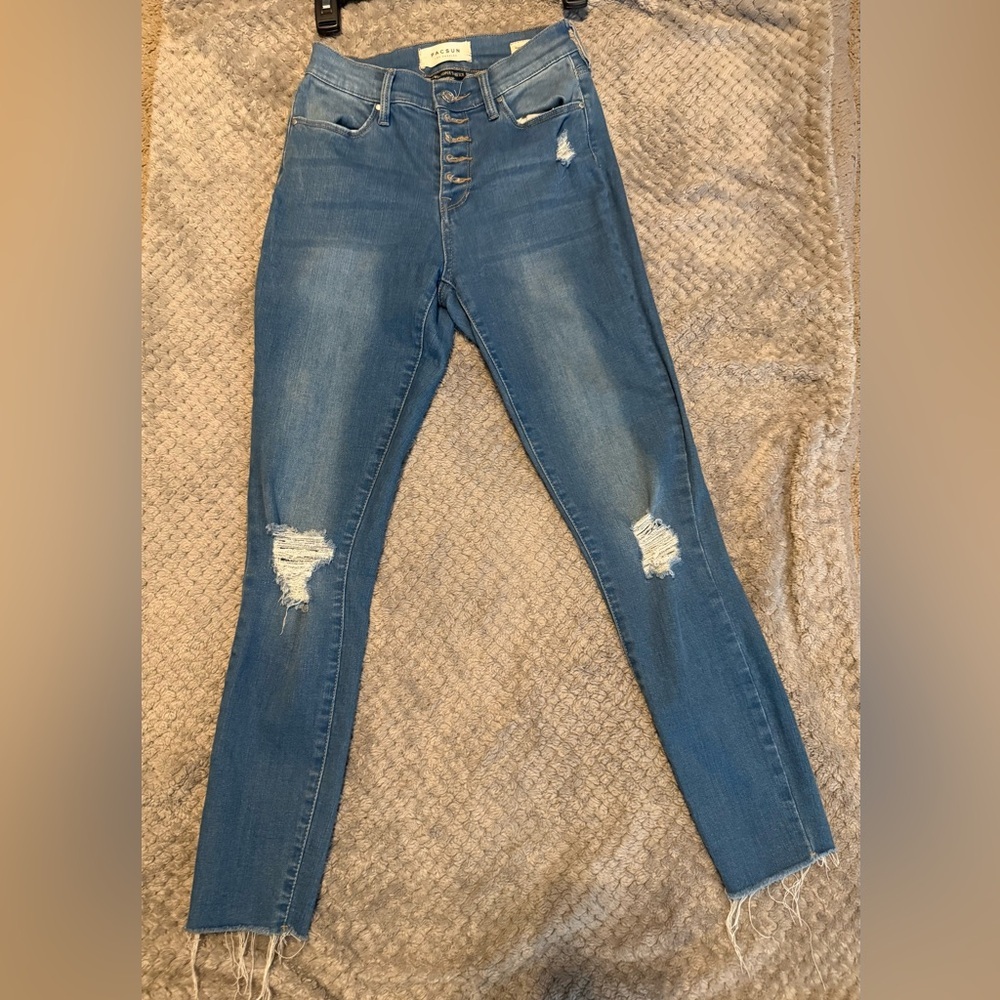 PacSun High-Rise Ankle Jeggings | Size 24 | Distressed + Raw Hem 💙 - Picture 1 of 6